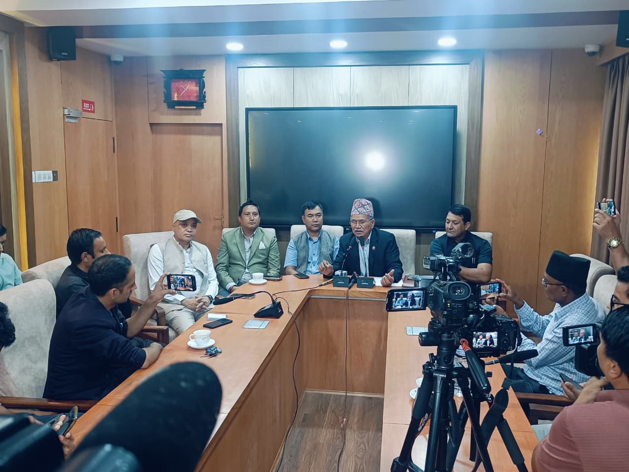 मेयर्स फोरमले सिंहदरबार पुनर्निर्माण गर्न पाँच करोड दिने